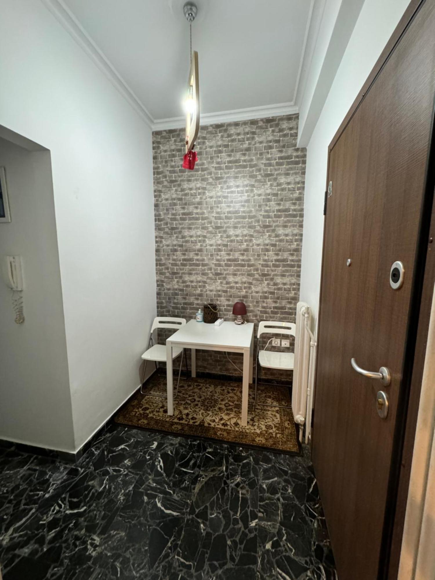 Plaka Quiet Apartment Афіни Екстер'єр фото